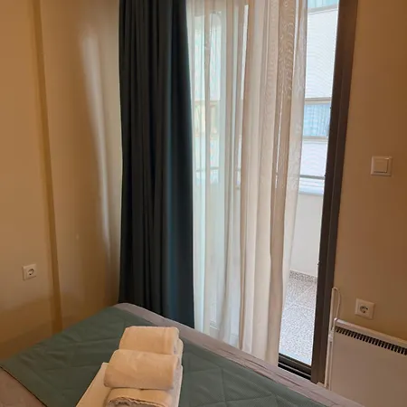 Amphipolis Deluxe Appartement *