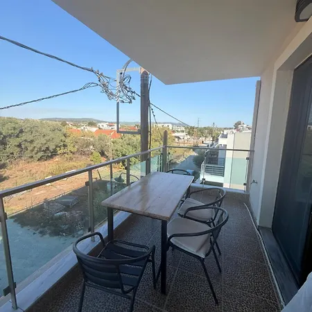 Amphipolis Deluxe Apartment