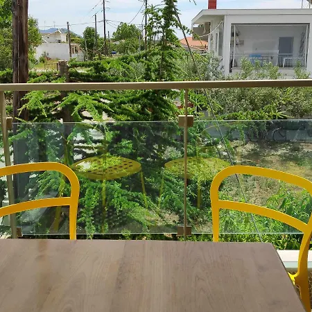 Amphipolis Deluxe Ofrínion