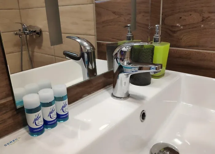 Amphipolis Deluxe * Ofrínion