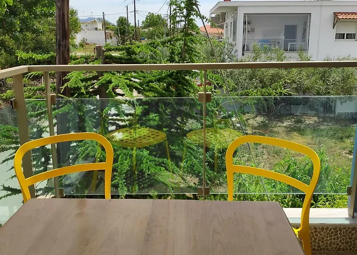 Amphipolis Deluxe Ofrínion